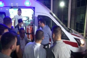 Kırıkkale'nin Sulakyurt İl&ccedil;e Belediye Başkanı MHP'li İsmail Bildik, il&ccedil;e meydanında