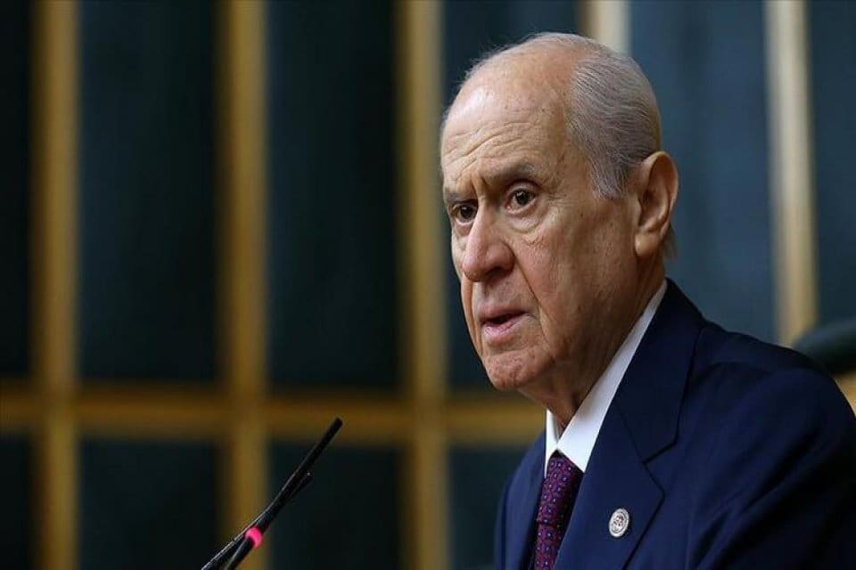 MHP Genel Başkanı Devlet Bah&ccedil;eli, bug&uuml;n İzmir'de HDP il binasına