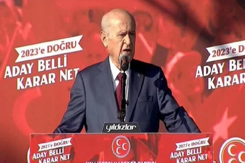 MHP lideri Bah&ccedil;eli, "Osmanlı imparatorluğunun son padişahı Sultan Vahdettin, hain