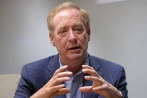 Microsoft Başkanı Brad Smith, şirketin oyun firması Activision Blizzard’ı satın