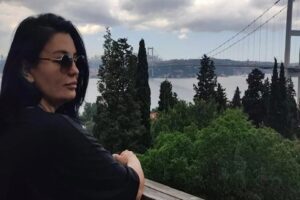 Mide botoksu ameliyatı yaptırdıktan sonra fenalaşan 46 yaşındaki Türkmenistanlı Aylar