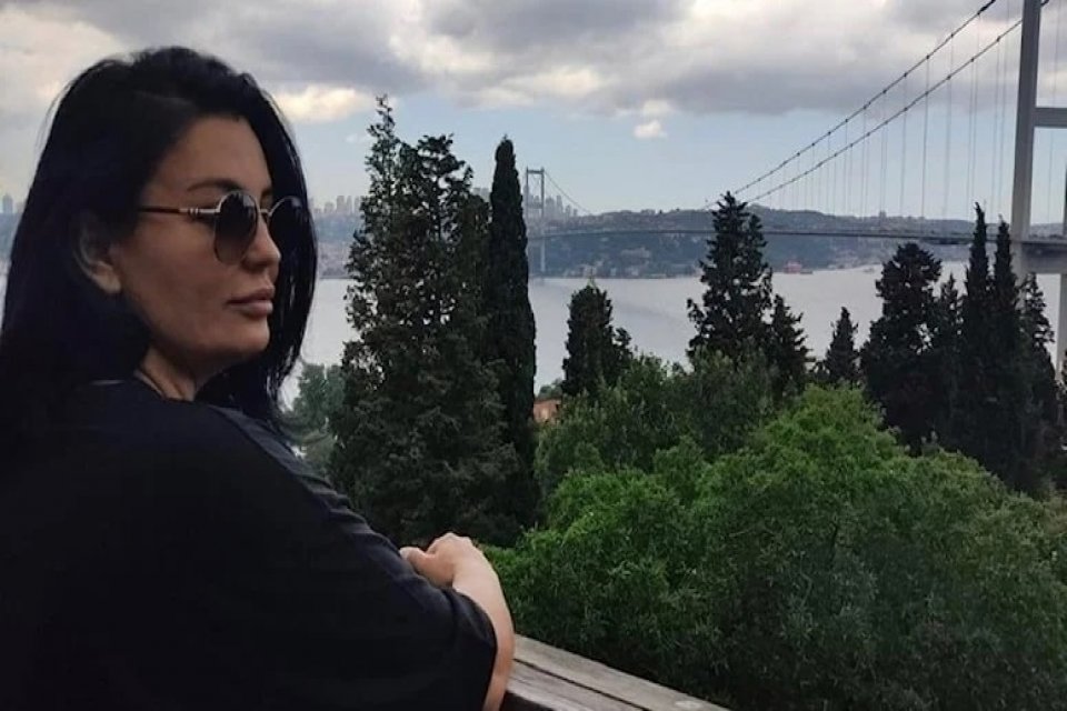 Mide botoksu ameliyatı yaptırdıktan sonra fenalaşan 46 yaşındaki Türkmenistanlı Aylar