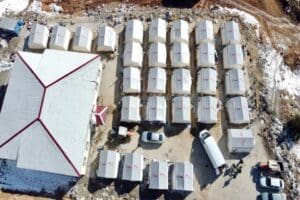 AHBAP Derneği, deprem felaketinin ardından Kızılay'dan 2 bin 50 adet