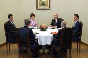 Millet İttifakı genel başkanları, CHP lideri Kemal Kılı&ccedil;daroğlu'nun ev sahipliğinde