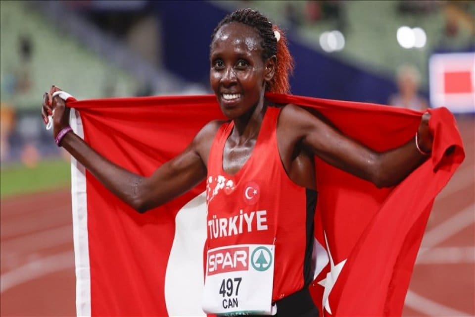 Avrupa Atletizm Şampiyonası'nda milli atlet Yasemin Can 10 bin metrede