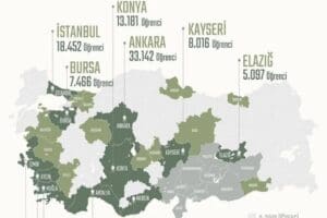 Milli Eğitim Bakanı Mahmut &Ouml;zer, depremlerin yıktığı 10 ilden 242
