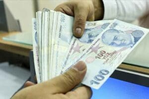 ING Bank emekli promosyon rakamlarını g&uuml;ncelledi. Emeklinin y&uuml;z&uuml;n&uuml; g&uuml;ld&uuml;recek o