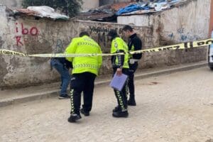 Manisa'nın Turgutlu il&ccedil;esinde belediye aşevi minib&uuml;s&uuml;n&uuml;n &ccedil;arpması sonucu hayatını kaybeden