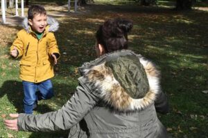 Kas erimesi olarak bilinen Duchenne Musküler Distrofi (DMD) hastası 5,5 yaşındaki