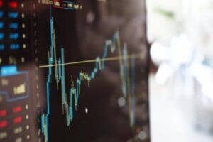 Yatırım bankası Morgan Stanley, merkez bankalarının parasal sıkışmaya hazırlık yaptığını