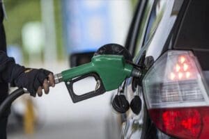 Bu gece yarısından itibaren ge&ccedil;erli olmak &uuml;zere motorin fiyatlarında indirim
