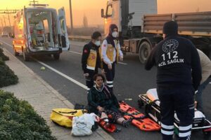 Manisa’nın Turgutlu ilçesinde, iddiaya göre seyir halindeki bir motosiklet sürücüsünün