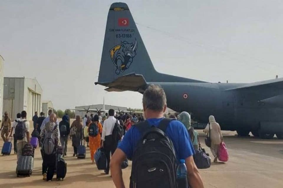 Milli Savunma Bakanlığı(MSB) Sudan'da bulunan 124 vatandaşın tahliyesinin tamamlandığını sosyal