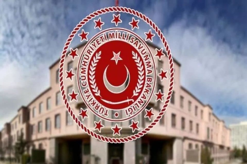 Milli Savunma Bakanlığı'ndan (MSB), yapılan a&ccedil;ıklamada 'TSK'nın kimyasal silah kullandığı'