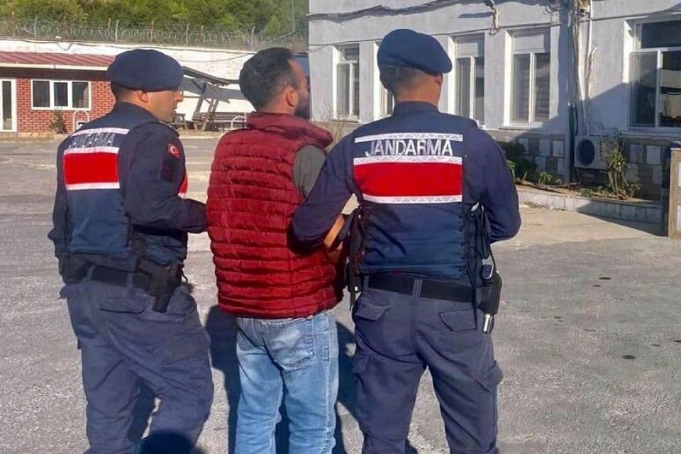 Muğla'nın Yatağan il&ccedil;esinde hakkında 8 yıl 4 ay kesinleşmiş hapis