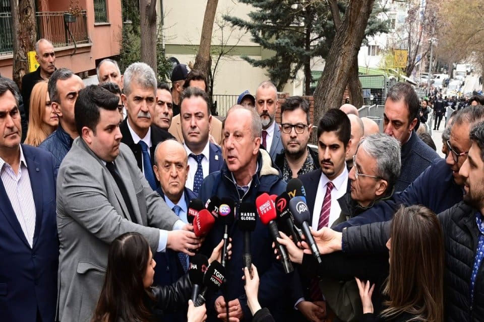 Memleket Partisi Genel Başkanı İnce kendi imza kampanyasını başlattı Memleket