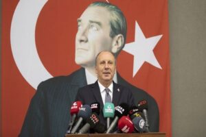 CHP Kurultayı'ndan sonra “Memleket Hareketi”ni başlatan Muharrem İnce basın toplantısı düzenledi.  Memleket
