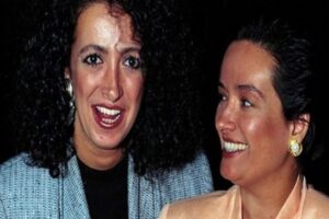 M&uuml;jde Ar yoğun bakıma kaldırılan kardeşi Mehtap Ar hayatını kaybetti.