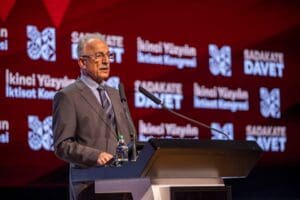 İkinci Y&uuml;zyılın İktisat Kongresi&rsquo;nin altıncı g&uuml;n&uuml;nde konuşan iktisat&ccedil;ı, planlama uzmanı