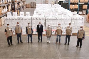 M&Uuml;SİAD İzmir Başkanı Bilal Saygılı, hayırsever &uuml;yelerinin katkıları ve Valilik