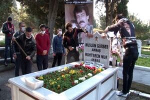 MESAM Başkanı Recep Erg&uuml;l ve MESAM &uuml;yeleri, sanat&ccedil;ılar ve hayranları,