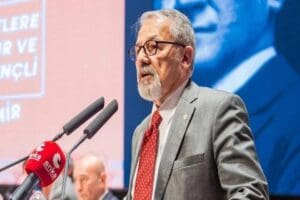 Yer Bilimci Prof. Dr. Naci G&ouml;r&uuml;r, olası İstanbul depremiyle ilgili