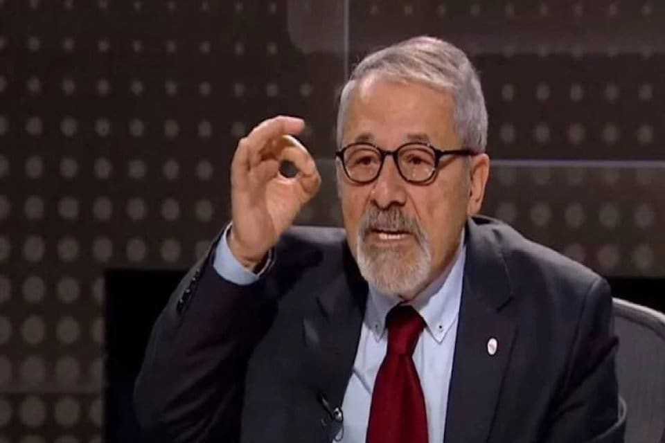 Yer Bilimci Prof. Dr. Naci G&ouml;r&uuml;r, yaklaşan se&ccedil;imlere y&ouml;nelik vatandaşlara