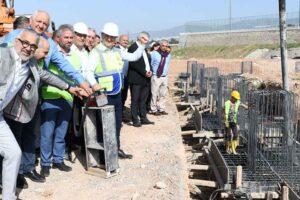 Bornova Belediye Başkanı Dr. Mustafa İduğ, meclis üyeleri, bürokratlar, Naldöken