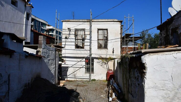 Narlıdere Yukarıköy’de restorasyon başladı