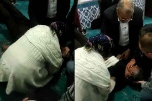 Manisa'nın Yunusemre il&ccedil;esinde, teravih namazı kılarken kalp krizi ge&ccedil;iren Nazmi