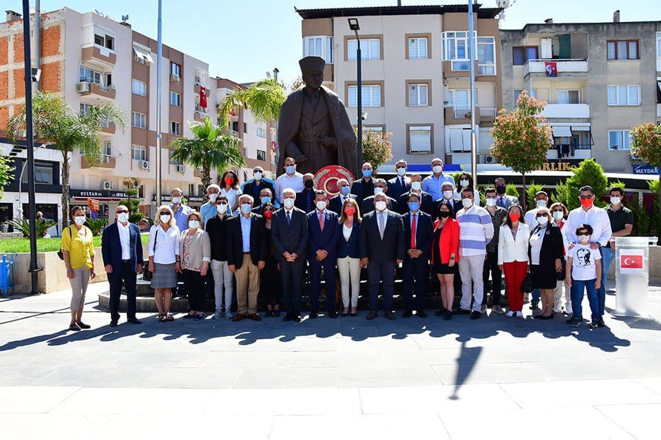 19 Mayıs Atat&uuml;rk&rsquo;&uuml; Anma, Gen&ccedil;lik ve Spor Bayramı Narlıdere&rsquo;de de