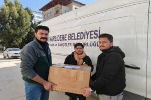 Narlıdere Belediyesi ekipleri, Hatay-Antakya&rsquo;da yaşayan kistik fibrozis hastası Mila Atahan