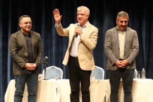 Narlıdere Belediyesi&rsquo;nin &lsquo;Cumhuriyetin 99.Yılında T&uuml;rkiye Siyasetine Genel Bakış&rsquo; s&ouml;yleşisinin konuğu