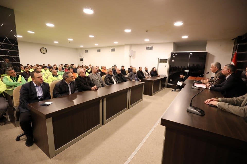 Narlıdere Belediyesi ve Belediye İş Sendikası arasında, belediye şirketi NARBEL&rsquo;de