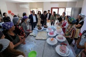 Narlıdere Belediyesi&rsquo;nin İzmir B&uuml;y&uuml;kşehir Belediyesi b&uuml;nyesinde hizmet veren Meslek Fabrikası&rsquo;nda