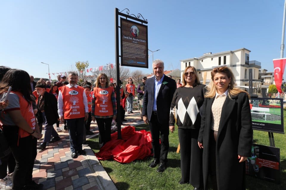 İl&ccedil;edeki yeşil alan miktarını her ge&ccedil;en g&uuml;n artıran Narlıdere Belediyesi&rsquo;nin