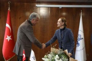 Narlıdere Belediyesi ve Dokuz Eyl&uuml;l &Uuml;niversitesi (DE&Uuml;) arasında Narlıdere Belediyesi