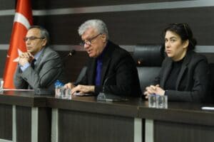 Narlıdere Belediyesi, mecliste alınan kararla Arnavutluk&rsquo;un Elbasan Belediyesi ile kardeş