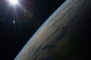 NASA'da araştırma yapan bir ekip artan G&uuml;neş radyasyonu nedeniyle D&uuml;nya'da