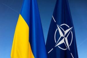 NATO &uuml;lkelerinin dışişleri bakanları, Bel&ccedil;ika'nın başkenti Br&uuml;ksel'de bir araya gelerek