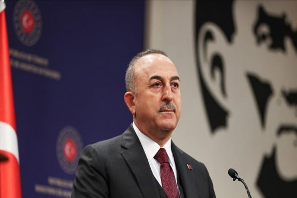 NATO Genel Sekreteri Jens Stoltenberg'le g&ouml;r&uuml;şen Dışişleri Bakanı Mevl&uuml;t &Ccedil;avuşoğlu,