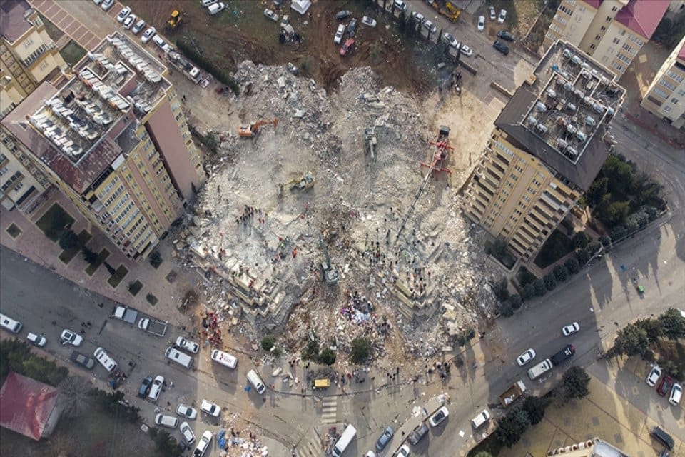 NATO m&uuml;ttefikleri, "asrın felaketi" olarak nitelenen Kahramanmaraş merkezli depremlerden etkilenenlerin