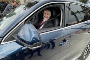 Hazine ve Maliye Bakanı Nureddin Nebati, muhalefete seslenerek "'Togg'u gelin