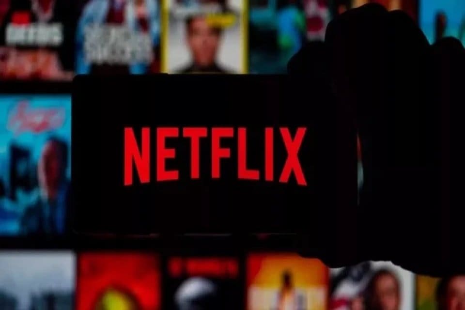 Netflix'in şifre paylaşımını engellemek i&ccedil;in geliştirdiği yeni &ouml;zelliğin nasıl &ccedil;alışacağı