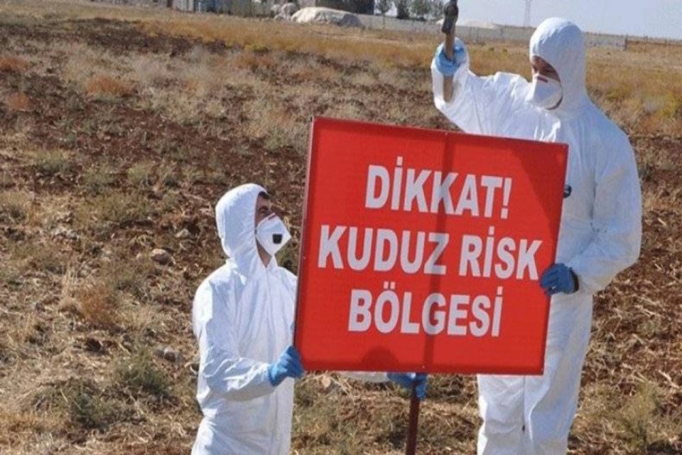 Tunceli’nin Hozat ilçesinde kuduz vakası görülmesi nedeniyle karantina uygulaması başlatıldı.