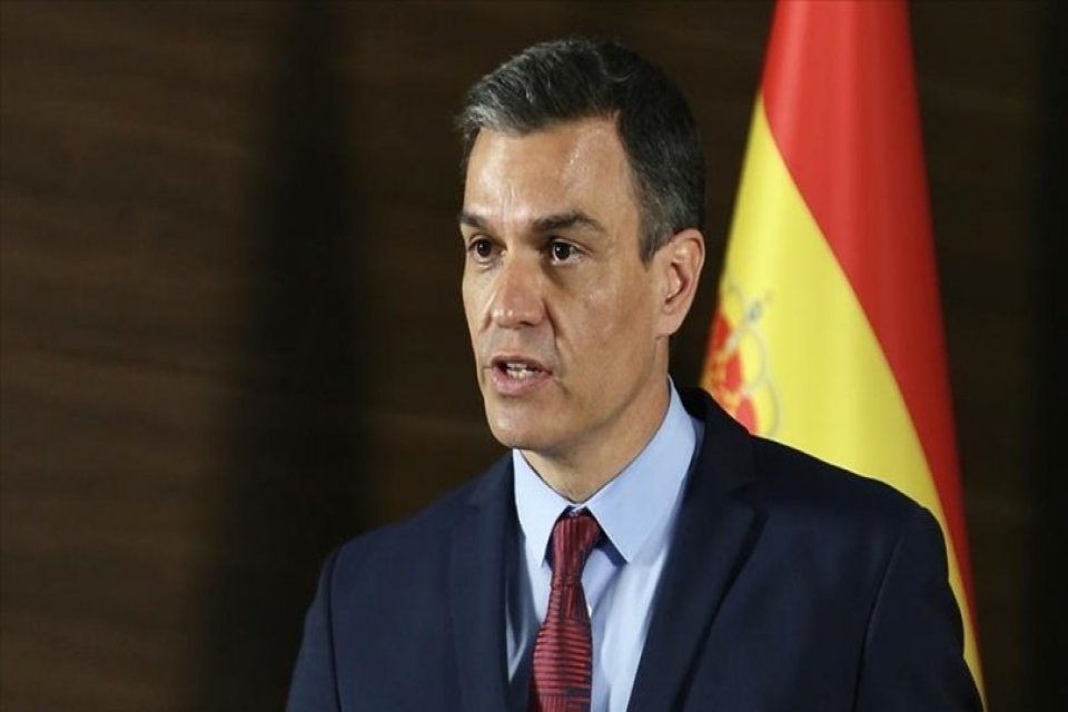 İspanya Başbakanı Pedro Sanchez, aşırı sıcaklarda enerji tasarrufu için kamu