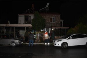Aydın’ın Kuşadası ilçesindeki bir tekstil atölyesinde ocakta unutulan düdüklü tencerenin
