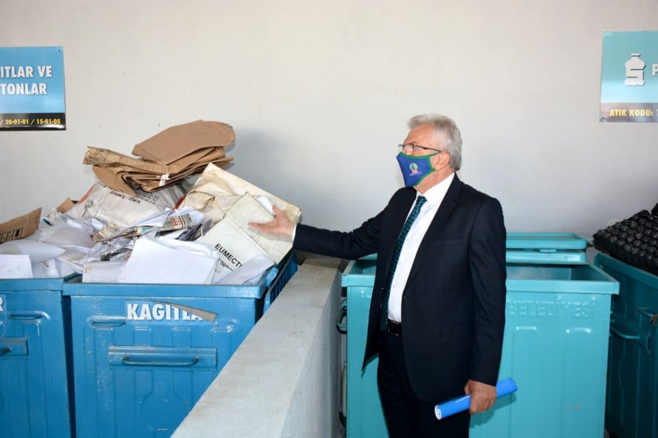 &Ouml;demiş Belediyesi &ldquo;Sıfır Atık Projesi&rdquo; kapsamında d&uuml;zenlediği&nbsp;&nbsp;birinci sınıf Atık Getirme