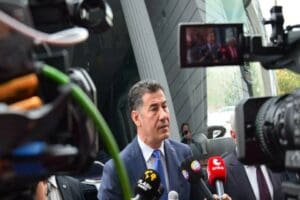 ATA İttifakı Cumhurbaşkanı Adayı Sinan Oğan, Radyo ve Televizyon &Uuml;st