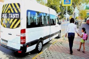 UKOME, İzmir Otob&uuml;s&ccedil;&uuml;ler ve Umum Servis Ara&ccedil;ları İşletmecileri Odası&rsquo;nın&nbsp;&ouml;ğrenci servislerinde&nbsp;y&uuml;zde